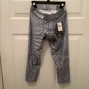 Boys Jordan training pants size Medium 10-12 yrs
